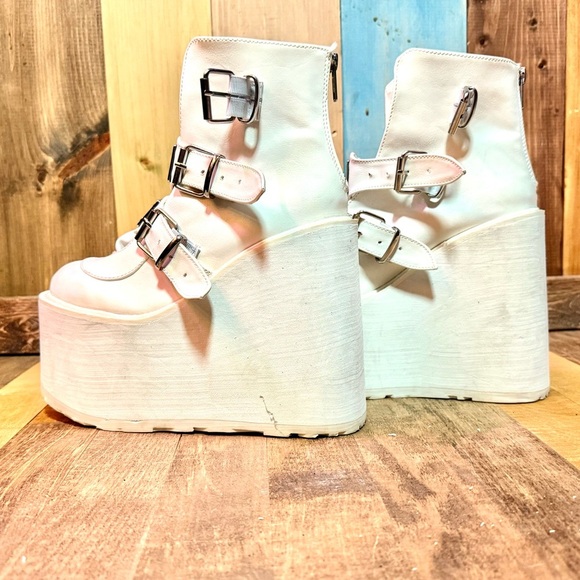 Demonia Swing-105 White Platform Buckle Boots – Women’s Size 10​ - Picture 7 of 10